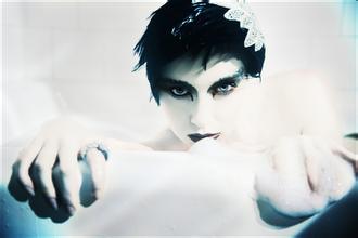 ���齫͵������Ƶ��Ƶ���к���ʼ���󻮽�̸�� ���漰���ҽ���������...